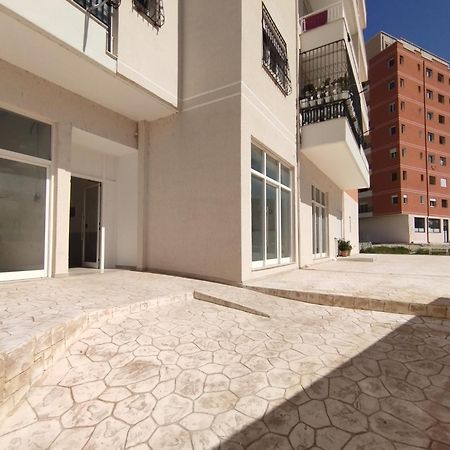 Hergi Apartament Vlorë Екстериор снимка