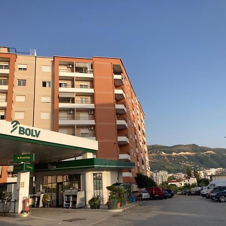 Hergi Apartament Vlorë Екстериор снимка