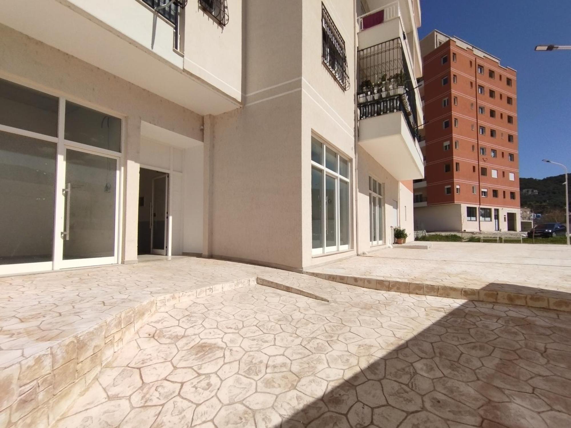 Hergi Apartament Vlorë Екстериор снимка