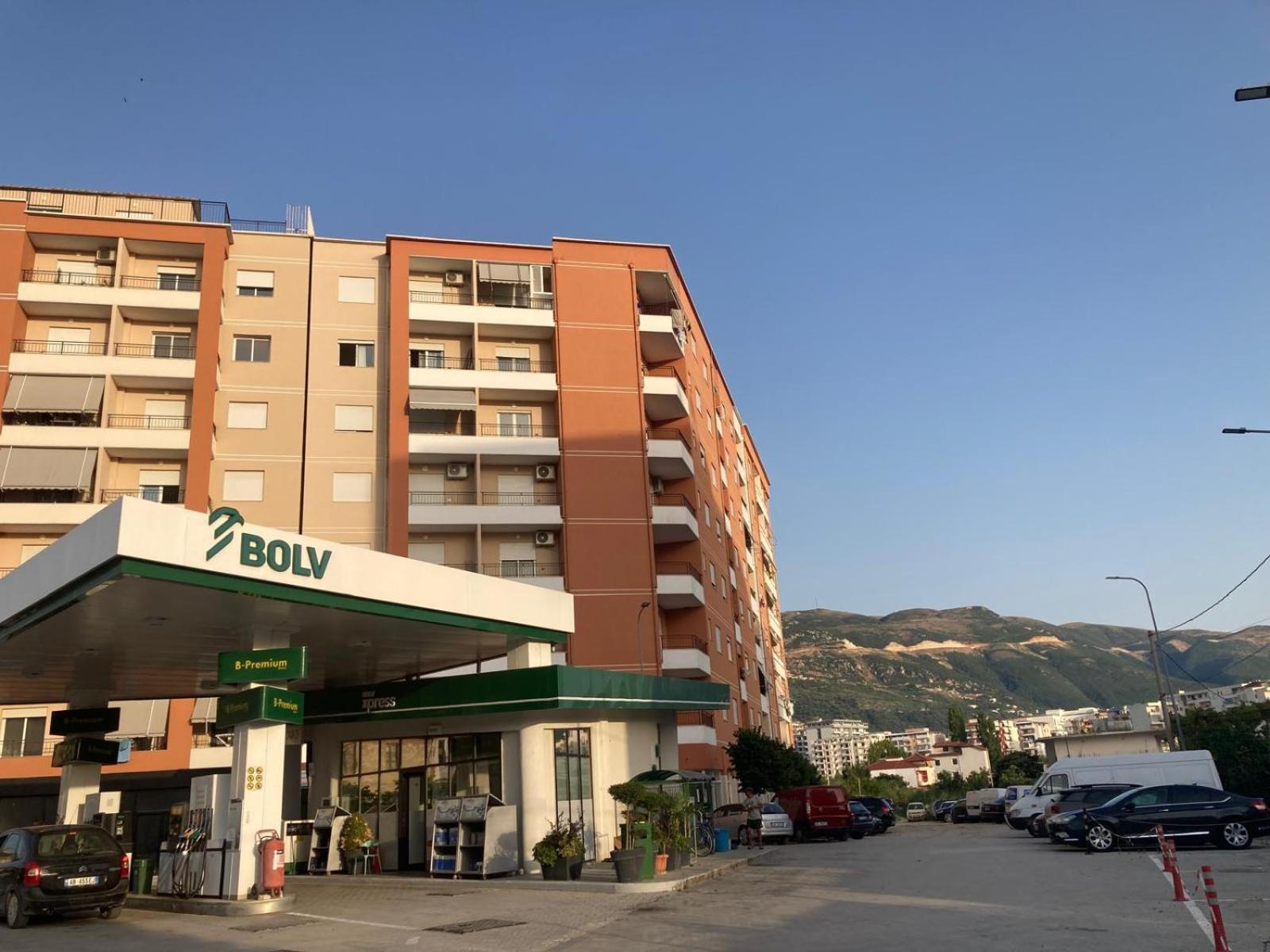 Hergi Apartament Vlorë Екстериор снимка